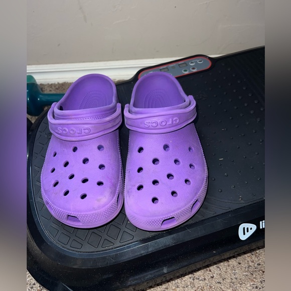Purple crocs - Picture 3 of 4